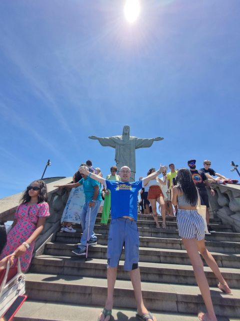 Cariocando in Christ Redeemer & Sugarloaf Helicopter Tour - Location Information