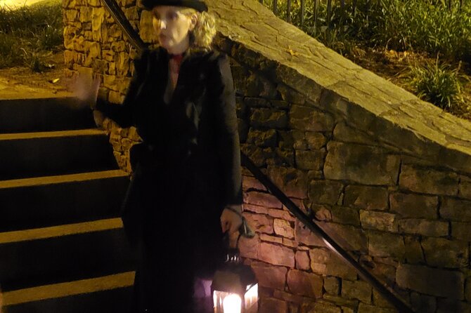Carolina History and Haunts Charlotte Historical Ghost Walking Tour - Engaging Experience for Visitors