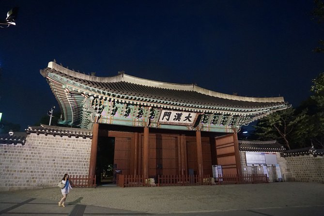 Central Seoul Evening Tour Including Deoksu Palace, Seoul Plaza and Dongdaemun Market - Common questions