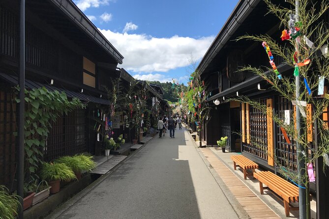Experience Takayama Old Town 30 Minutes Walk - Cultural Insights and Traditions