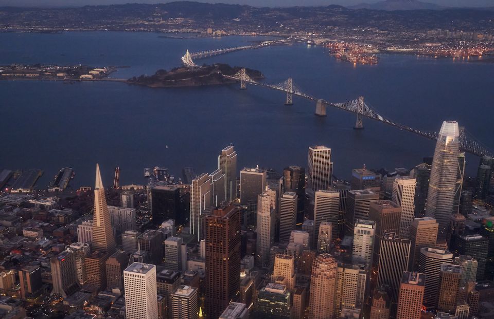 Flight Over San Francisco Night Tour - Common questions