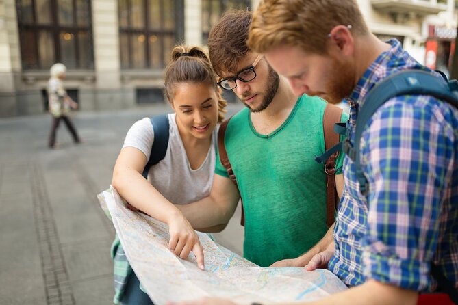 Heartbeat of the City: Christchurch Walking Tour for Couples - Tips for a Memorable Experience