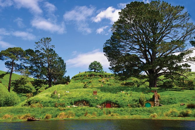 Hobbiton Movie Set Tour With Lunch From Auckland - Cancellation Policy