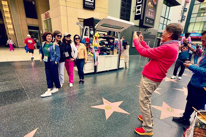 Hollywood Walking and Hiking Sunset Tour With LA Skyline - Guides Expertise