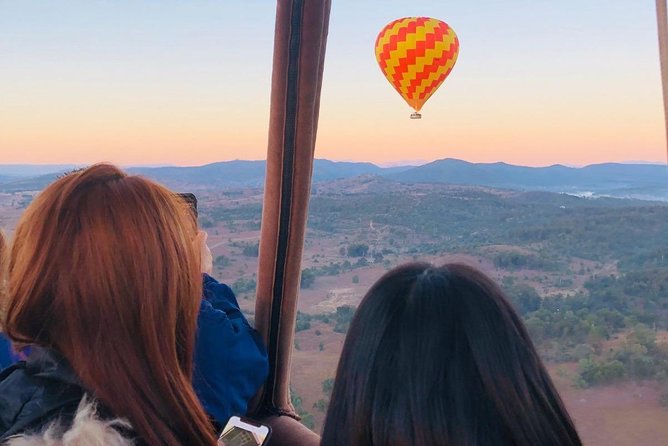 Hot Air Balloon Flight Brisbane With Vineyard Breakfast - Booking and Refund Policies