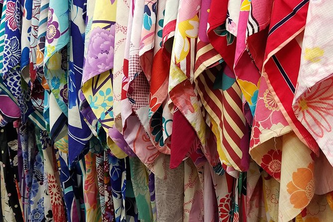 Kimono Rental : JPY 3800 - Booking Details