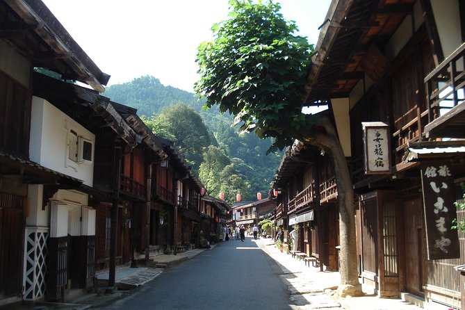 Magome & Tsumago Nakasendo Full-Day Private Trip With Government-Licensed Guide - Reviews