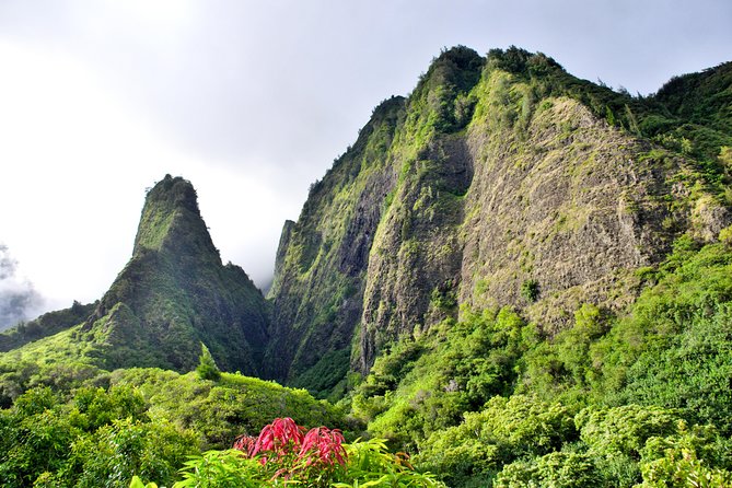 Maui Adventure Bundle: 6 Epic Audio Driving Tours, Including Road to Hana - South Maui Beaches