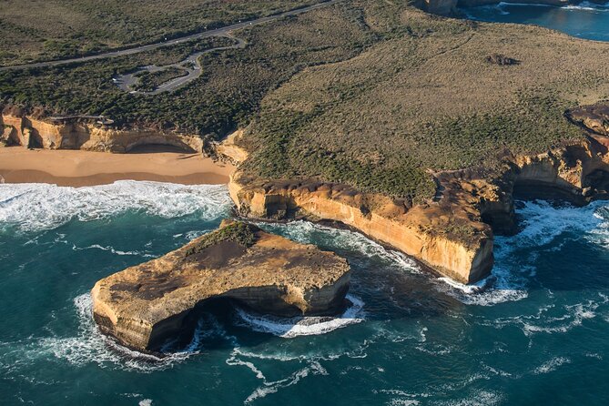 Melbourne to 12 Apostles VIP Helicopter Tour (1 Hour Flight) - Customer Reviews