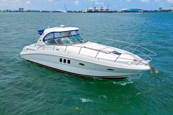 Miami: 2 Hour Private Yacht Cruise With Champagne - Key Features and Inclusions