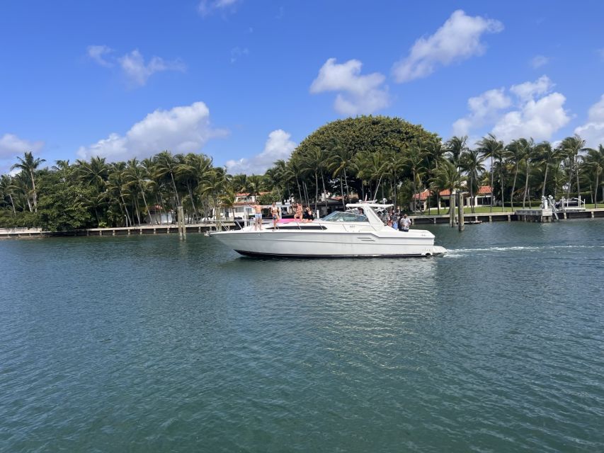 Miami: Private Yacht Rental Tour With Champagne and Snorkel - Tour Highlights & Customization