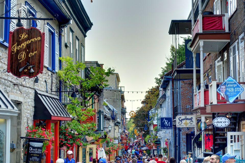 Old Québec: First Discovery Walk and Reading Walking Tour - What to Bring