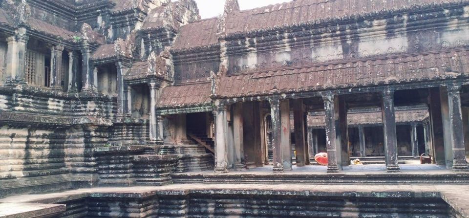 One Day Shared Trip to Angkor Temples With Sunset - Itinerary and Activities Overview