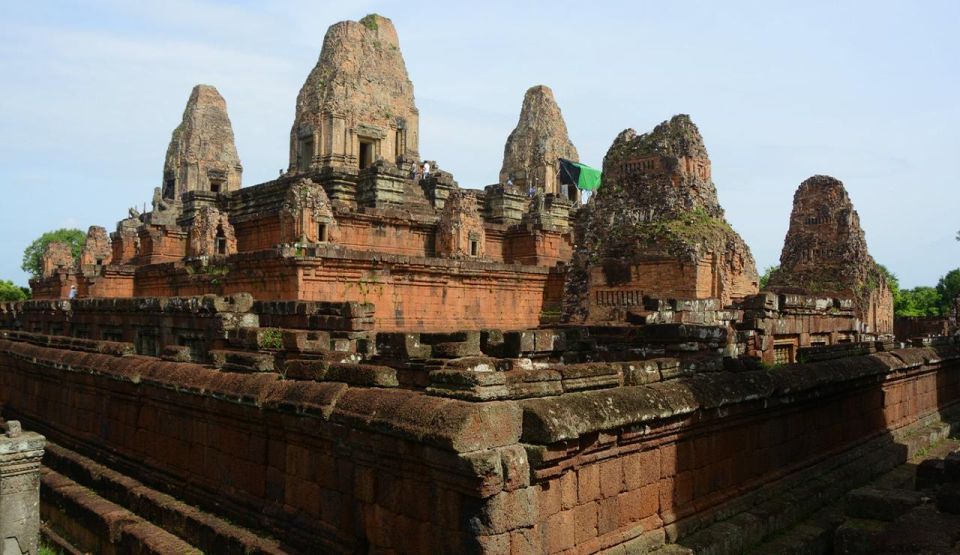 Phnom Bakheng Sunset Tour, Pre Rup, Neak Pean, Preah Khan - Historical Sites Visited