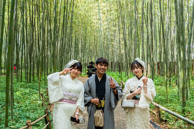 Photoshoot Experience in Arashiyama Bamboo - Photo Viewing and Selection
