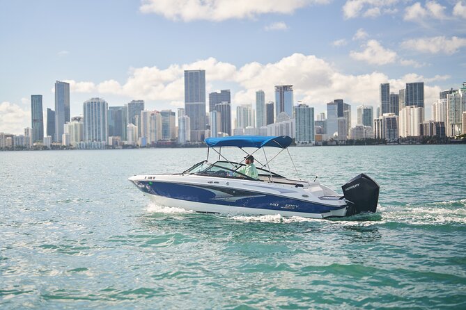 Private Boat Ride in Miami With Experienced Captain and Champagne - Common questions
