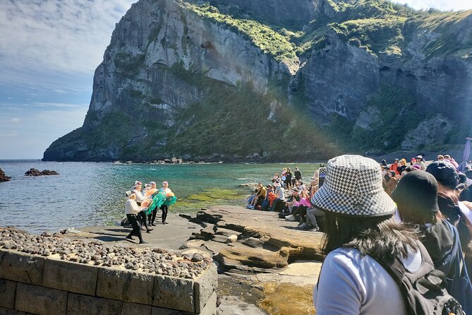 Private Day Jumbo Taxi Tour Experienced Driver in Jeju Island - Additional Expenses Breakdown