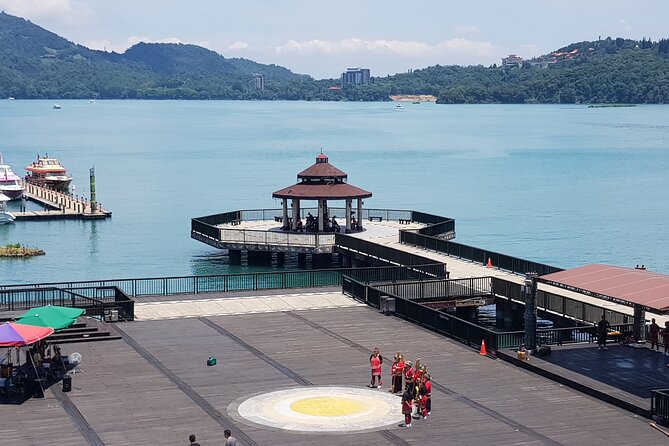 Private Day Tour to Sun Moon Lake From Taipei - Tour Guide Details