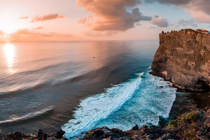 Private Half-Day Tour: Uluwatu Sunset Trip and Dinner Packages - Seating and Dining Experience