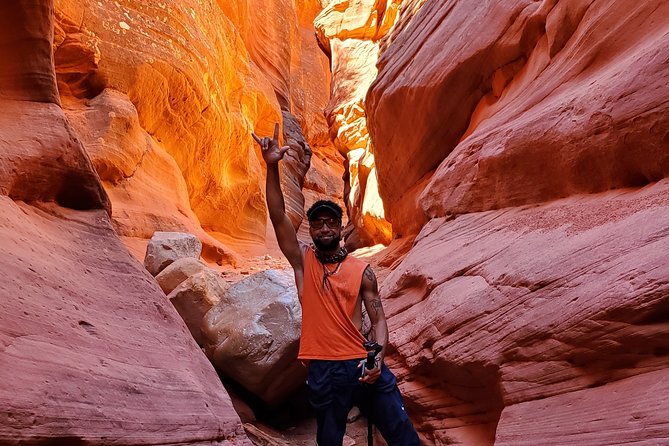Private Peek-A-Boo Slot Canyon Guided Tours - Tour Guide Experience