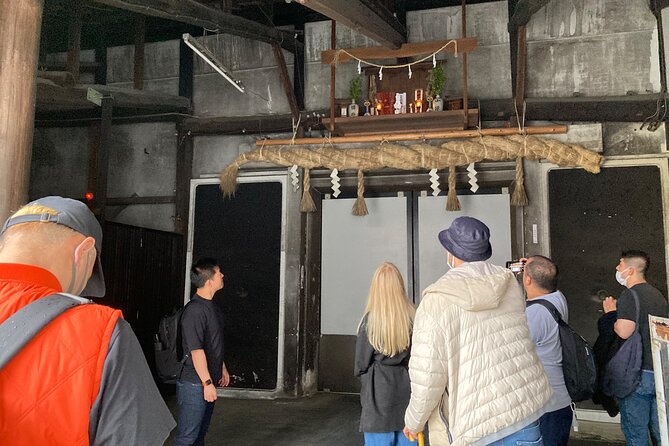 Private Sake Tasting at 300 Years Old Sake Brewery in Tokyo - Uncover the Secrets of Sake Brewing