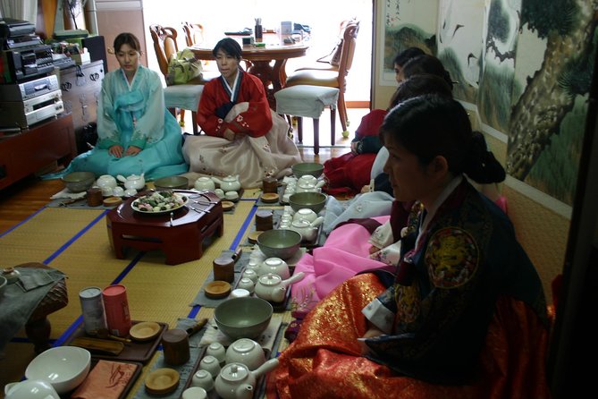 Seoul Cultural Tour - Kimchi Making, Gyeongbok Palace With Hanbok - Cancellation Policy