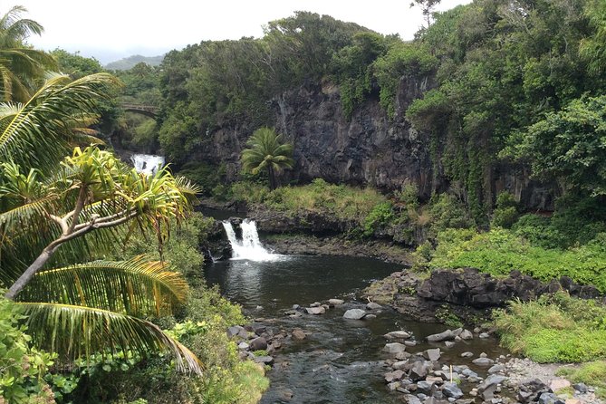 Shaka Guide Maui "Classic" Road to Hana Audio Driving Tour - Common questions