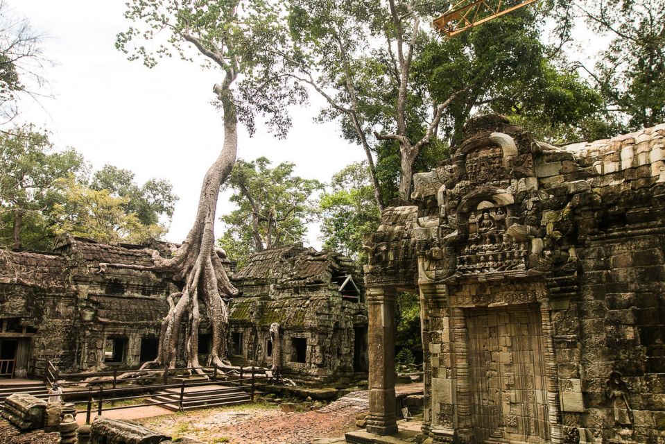 Siem Reap: Angkor Wat Small Circuit Tour With Hotel Transfer - Restrictions and Guidelines