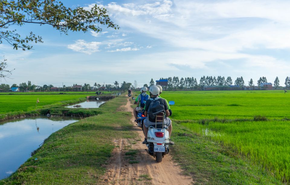 Siem Reap: Sunset Guided Vespa Tour & Local Villages - Booking & Payment