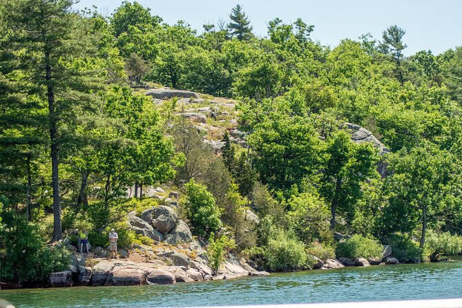 St Lawrence River - Rock Island Lighthouse on a Glass Bottom Boat Tour - Directions