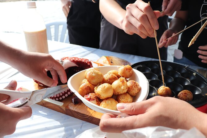Takoyaki Cooking Experience in Osaka Bay by Cruise - Reviews and Ratings