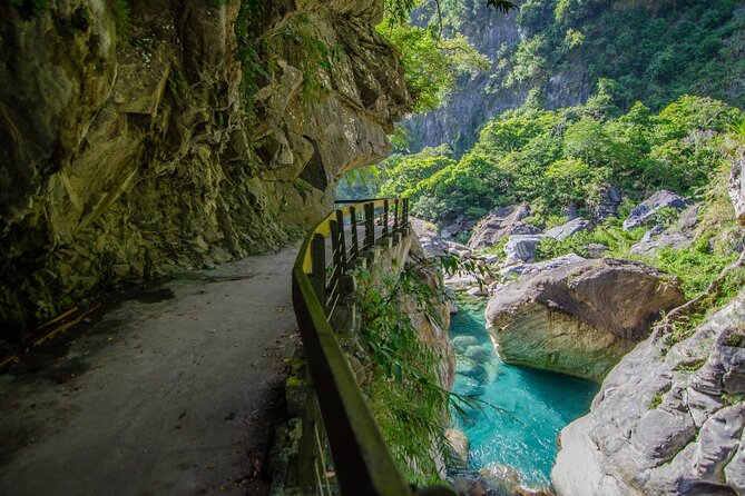 Taroko National Park Private Day Tour With English Guide - Booking Information