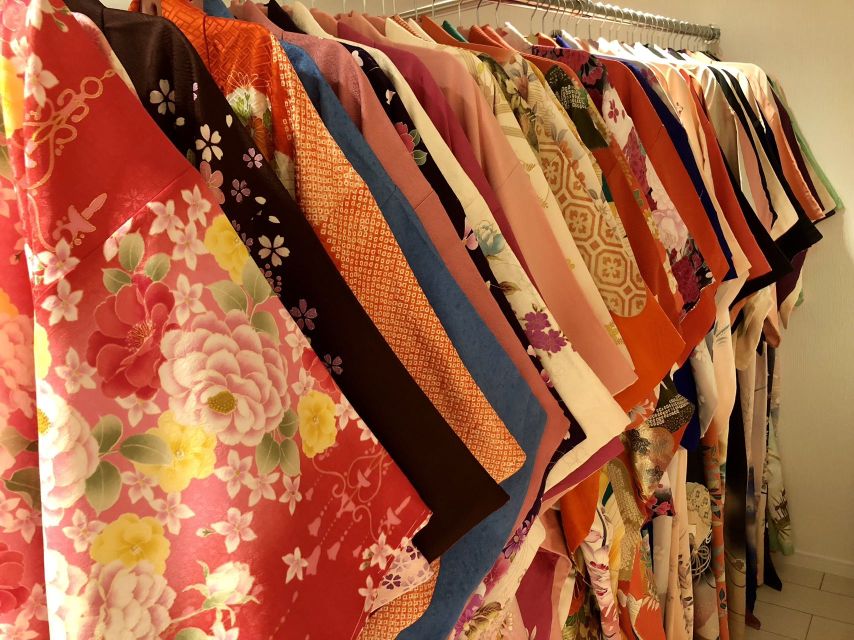Tokyo : Kimono Rental / Yukata Rental in Asakusa - Language Instructor Availability