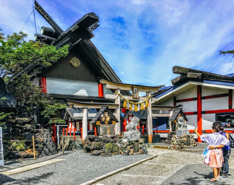 Tokyo: Mt. Fuji, Hakone, Lake Ashi Cruise and Bullet Train - Meeting Points and Logistics