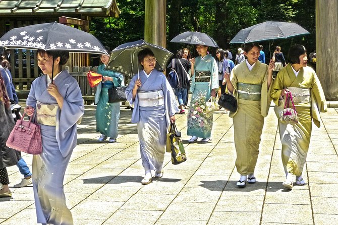 Tokyo Walking Tour With Professional Guide - Booking and Pricing