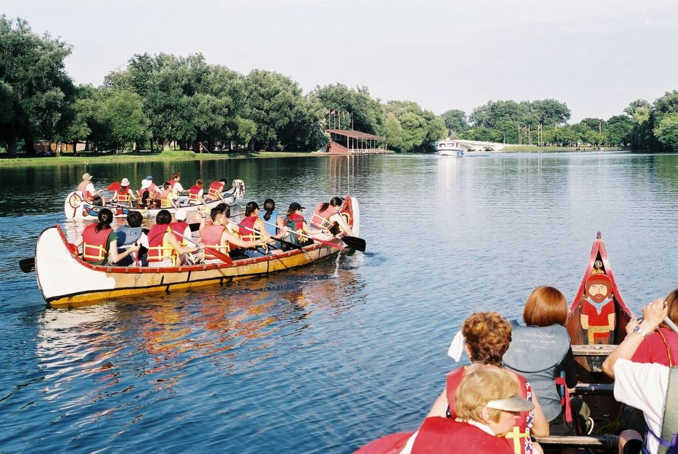 Toronto: Fall Foliage Canoe Tour of the Toronto Islands - What to Expect During the Tour