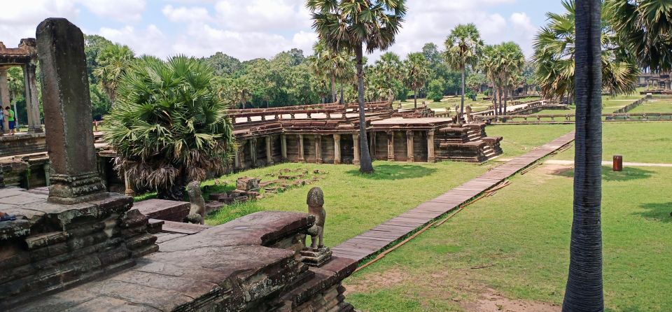 Two Day Temple Tour With Kbal Spean - Private Group Experience