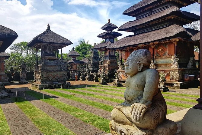 Ubud Excursion: Barong Dance, Art Villages, Nature, Temple and Waterfall - Waterfall Adventure