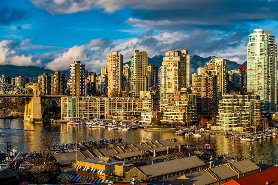 Vancouver: City Tour and Capilano Suspension Bridge Ticket - Customer Reviews