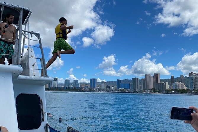 Waikiki Catamaran Cruise With Snorkeling and Paddling  - Oahu - Customer Feedback Summary