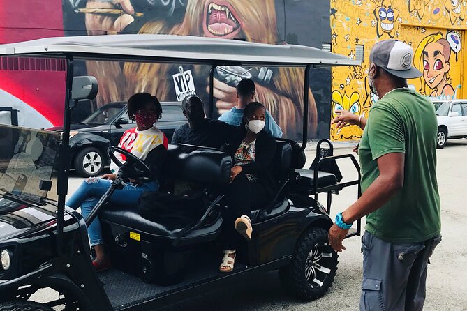 Wynwood Graffiti Golf Cart Small-Group Tour - Street Art Background