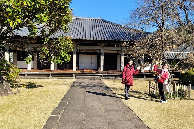 Yanaka Sendagi Nezu : Explore Traditional Life & Beauty Tour - Artisanal Boutiques and Markets