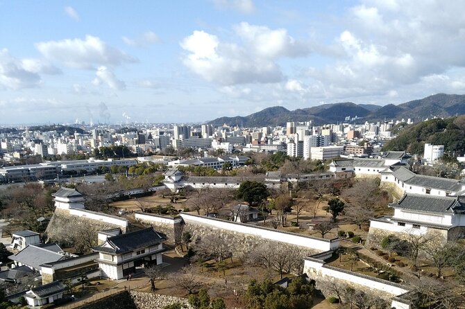 2.5 Hour Private History and Culture Tour in Himeji Castle - Traveler Photography Opportunities