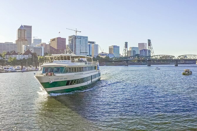 2-hour Champagne Brunch Cruise on Willamette River - Logistics and Recommendations