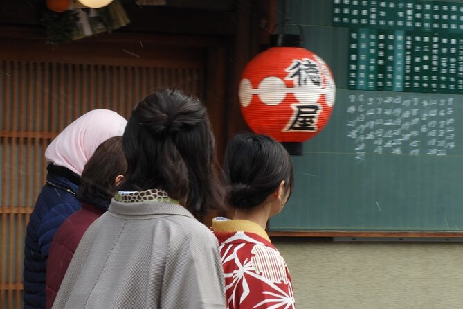 2 Hour Walking Historic Gion Tour in Kyoto Geisha Spotting Area - Refund Policy