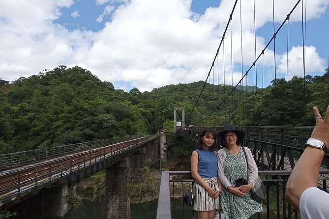 8-Hour Northern Taiwan Tour With an English-Speaking Licensed Guide & Driver - Guide and Driver Information