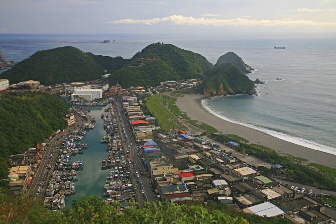 9 Hour Northeast Coast Bay View Tour in Yilan - Booking Information