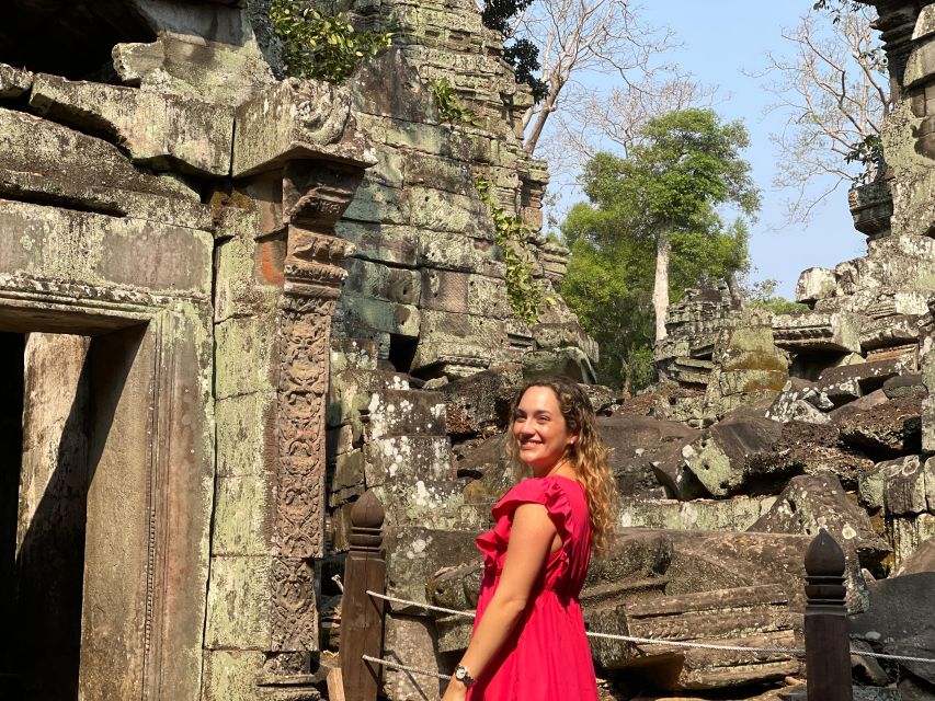 Angkor Wat Full Day Tour in Siem Reap Small-Group - Sunset at Bakheng Mountain