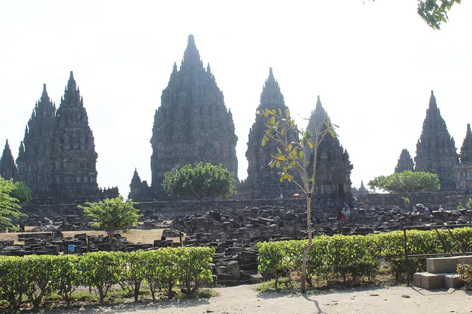 Borobudur Sunrise and Temples Tour From Yogyakarta - Common questions