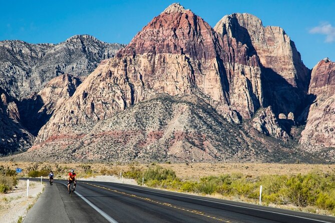 California Desert, Red Rock Sign and Seven Magic Mts - Common questions